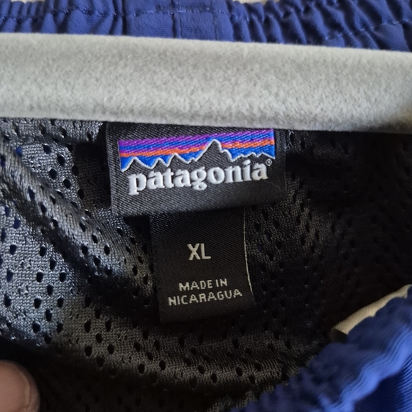 Patagonia Men's Vibrant Blue Swim Trunks - Picture 3 of 5